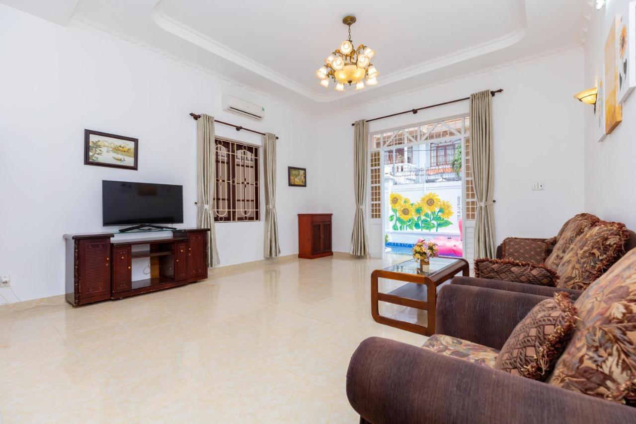 Palm Villa 3 - 5Bedrooms In Center Vungtau ブンタオ エクステリア 写真