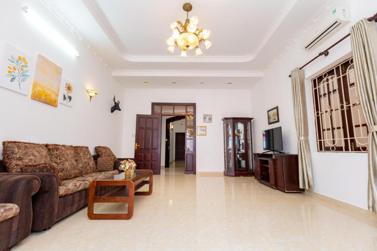 Palm Villa 3 - 5Bedrooms In Center Vungtau ブンタオ エクステリア 写真